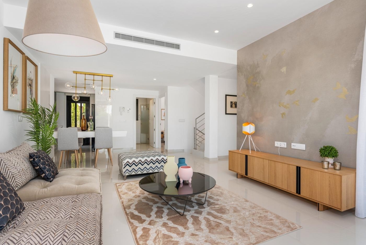 OBRA NUEVA EN LA MANGA. VILLA DE LUJO. 3 DORM. 3 BAÑOS. 440 PARCELA. PISCINA PROPIA.PLAYA A 350M