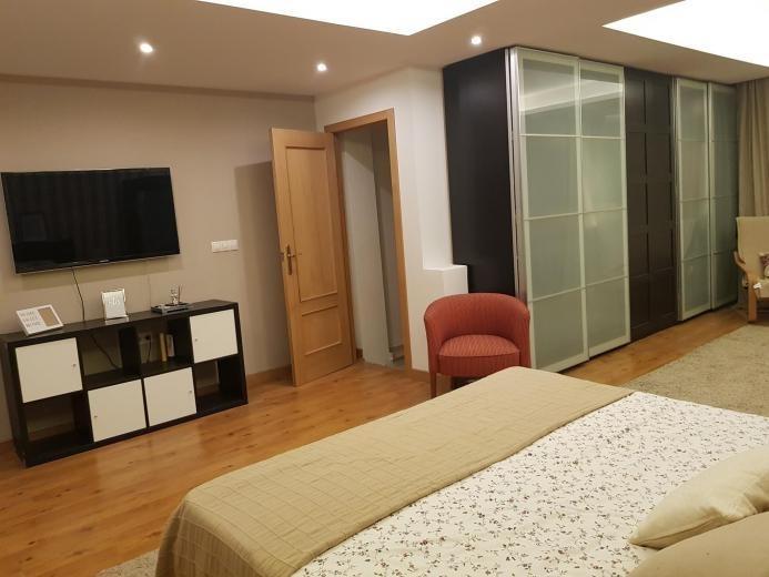 SPECTACULAR VILLA WITH 6 BEDROOMS AND 4 BATHROOMS IN AGUAS NUEVAS