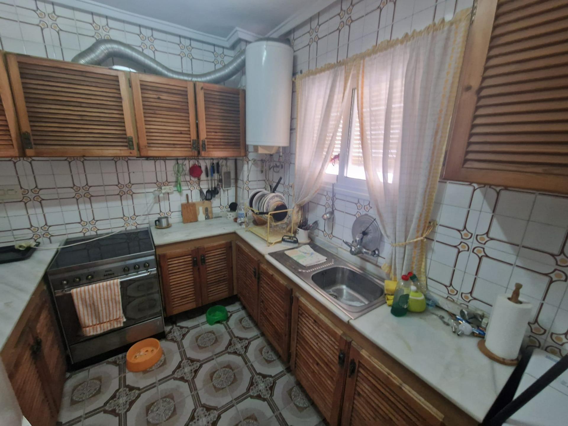 3-22-50 Apartamento muy amplio en pleno centro