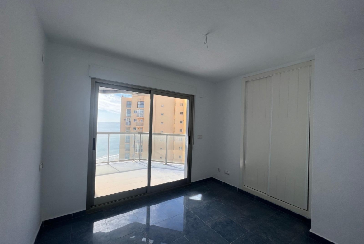 Appartement aan het strand in Calpe