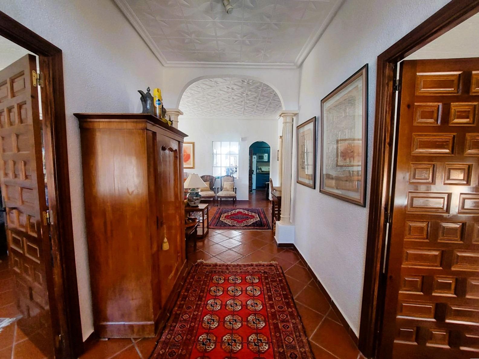 3-23-58 Charming mediterranean villa