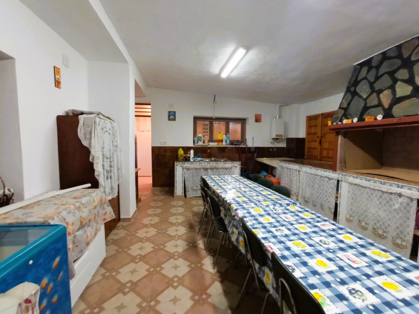 INDEPENDENT VILLA OF 500M2 – LAND OF 10,000M2 NEXT TO BONALBA – MUCHAMIEL