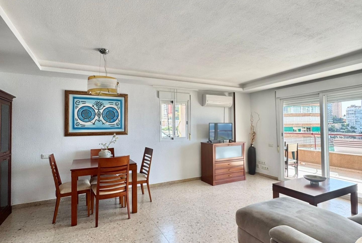Apartamento con IMPRESIONANTES vistas al mar, Edif. Coblanca 8, playa Levante, Benidorm