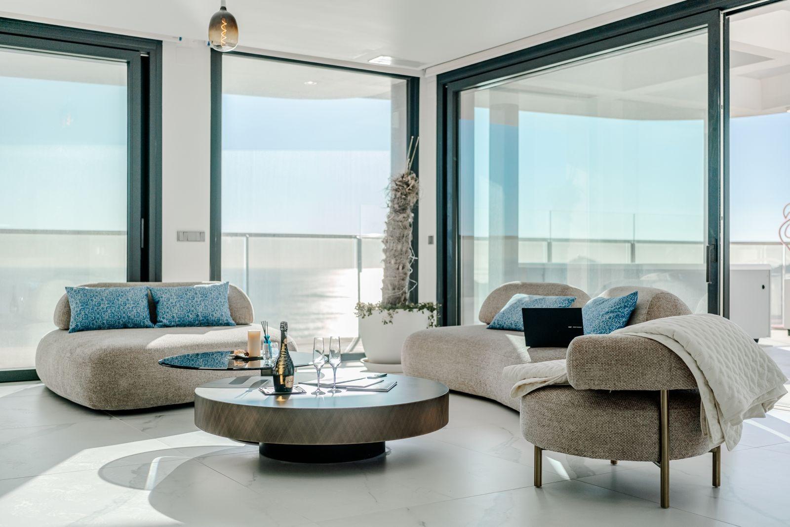 Premium Apartment at Sunset Cliffs – 29th Floor