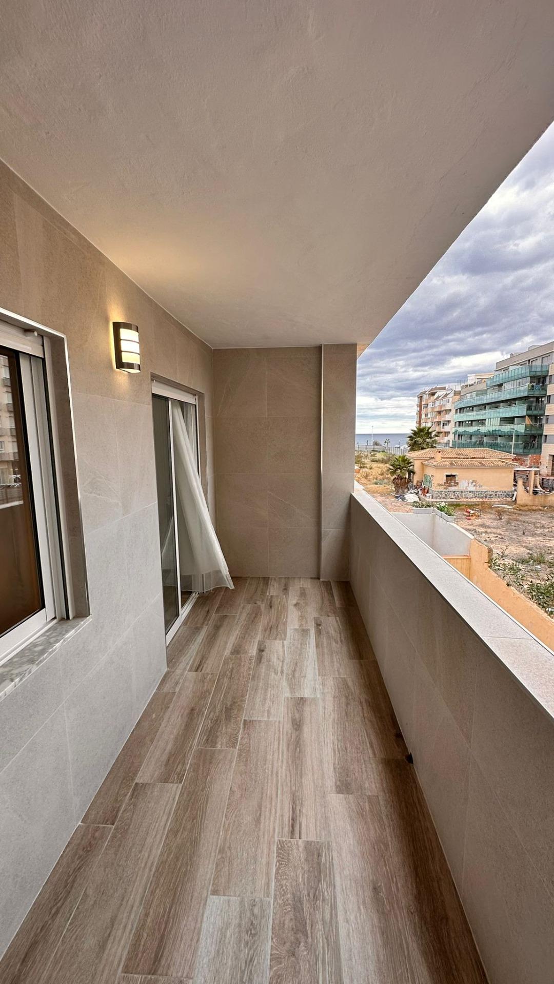 Apartamento reformado en Torrevieja conlicencia turistica