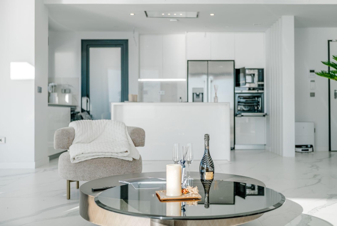 Premium Apartment at Sunset Cliffs – 29th Floor