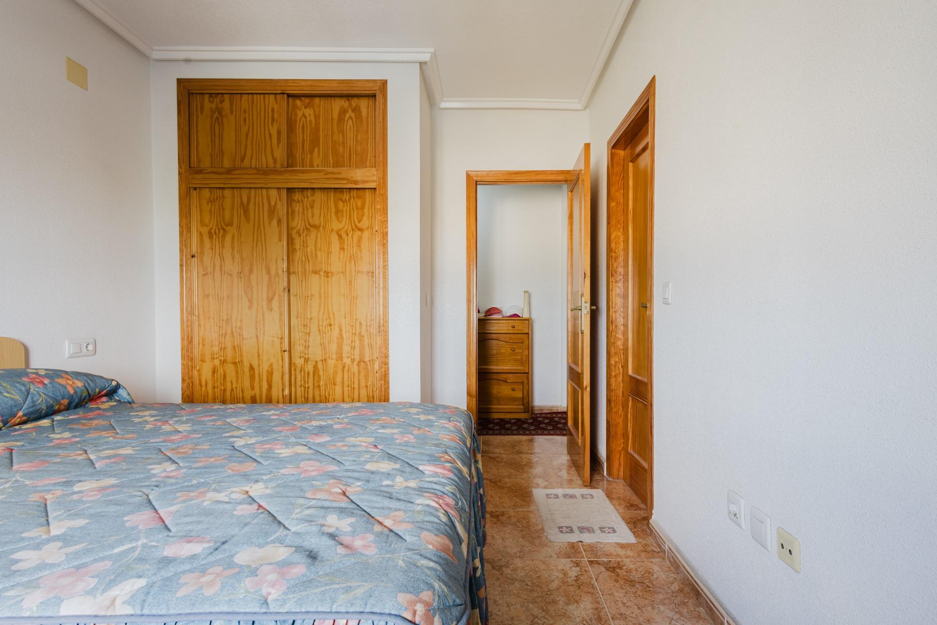 ESPACIOSA VIVIENDA DE 3 AMPLIAS HABITACIONES