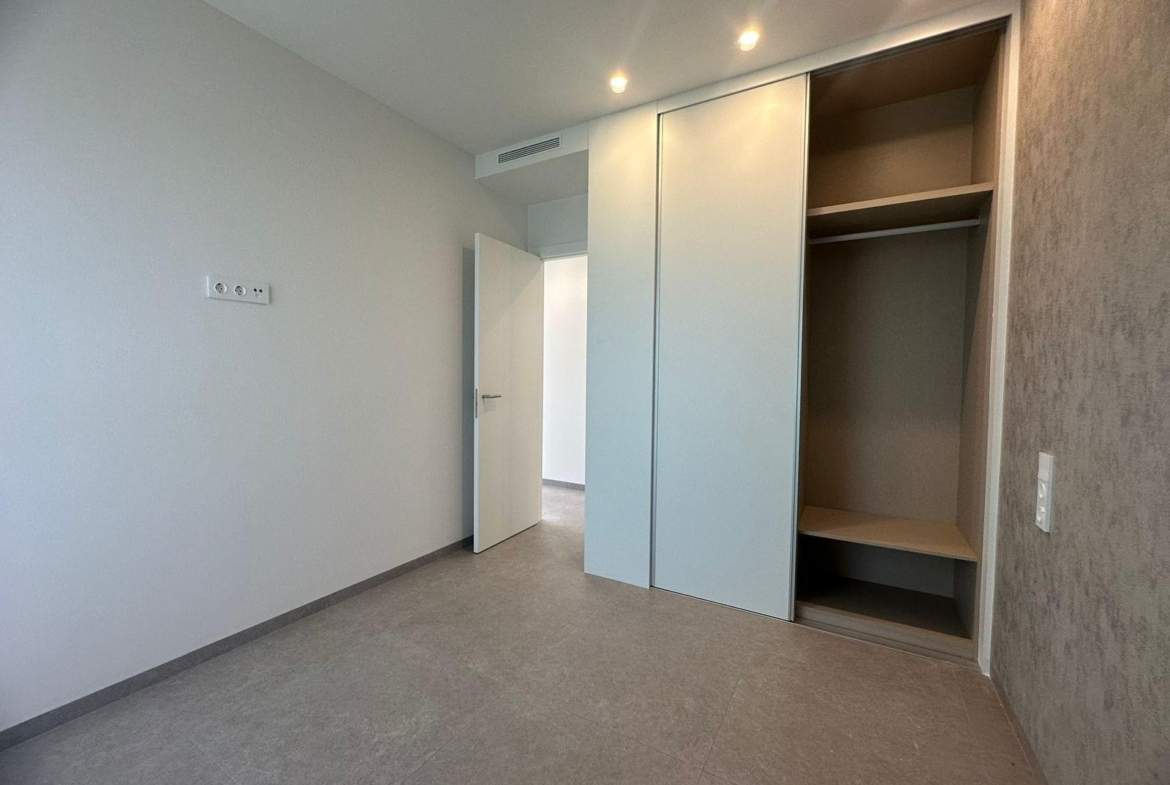 Nieuw appartement te koop in Las Colinas Golf Resort