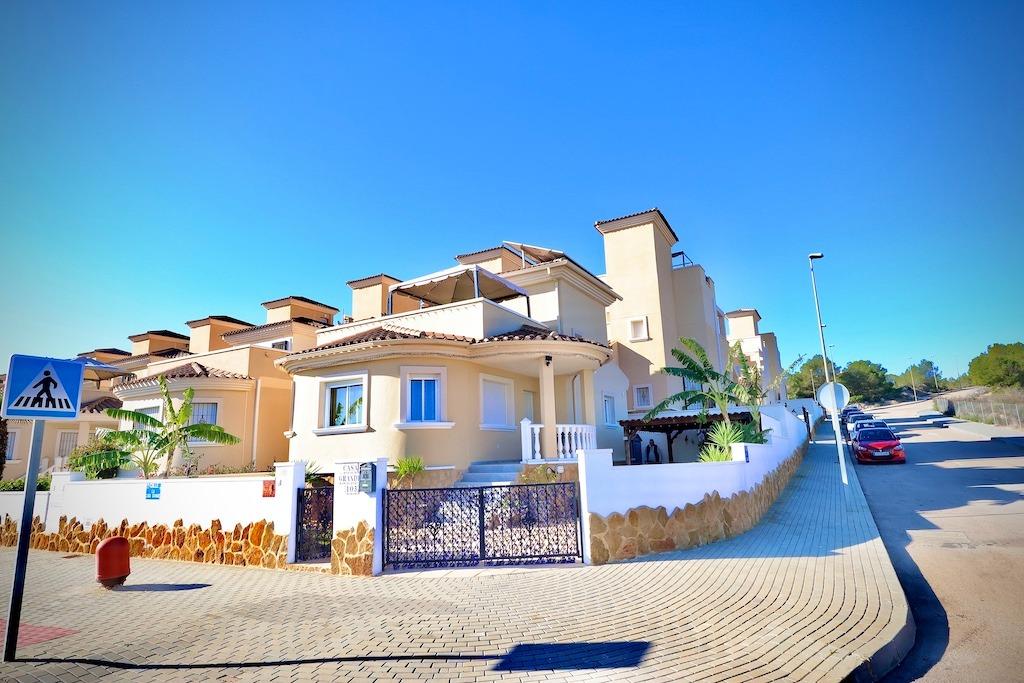 Independent villa in San Miguel de Salinas