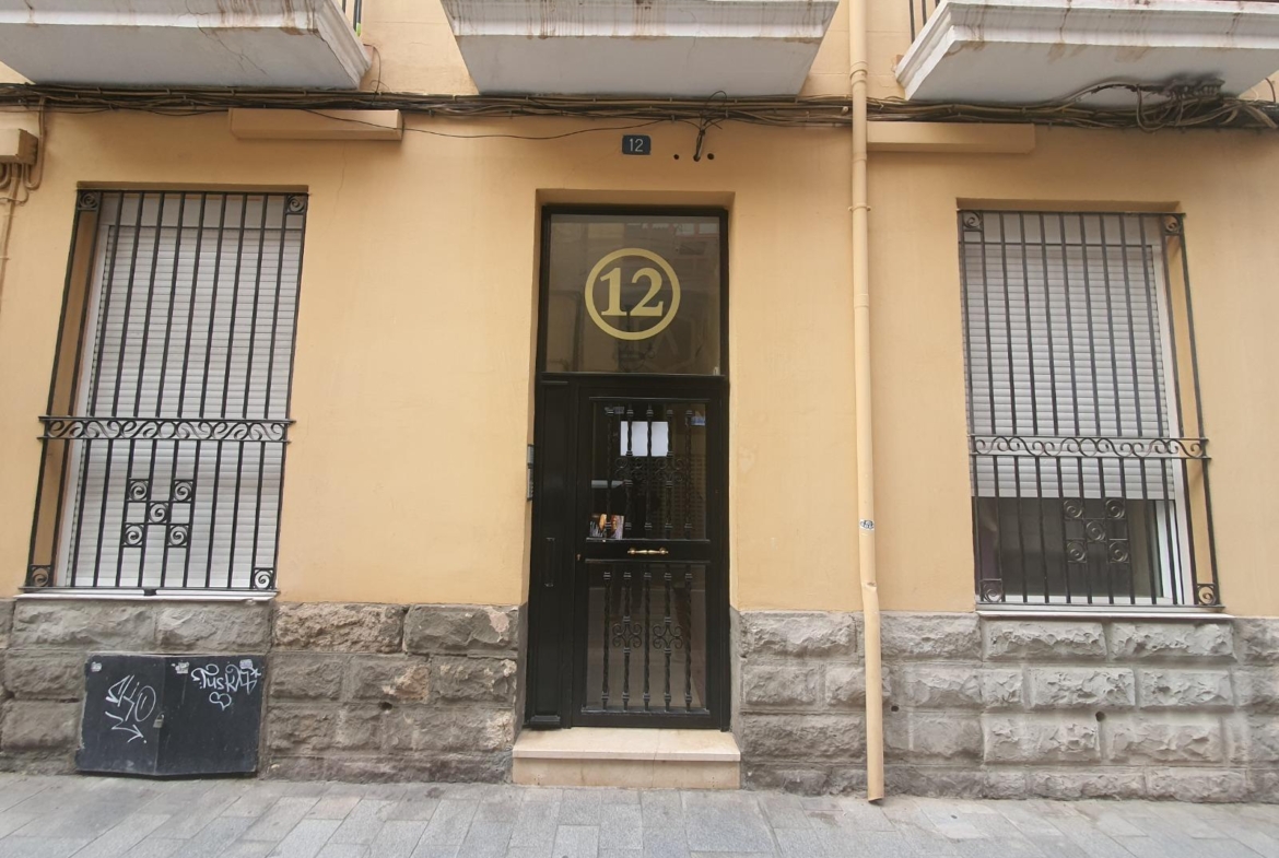 !!OPORTUNIDAD INVERSORES!! MAGNÍFICO EDIFICIO REFORMADO EN PLENO CENTRO DE ALICANTE