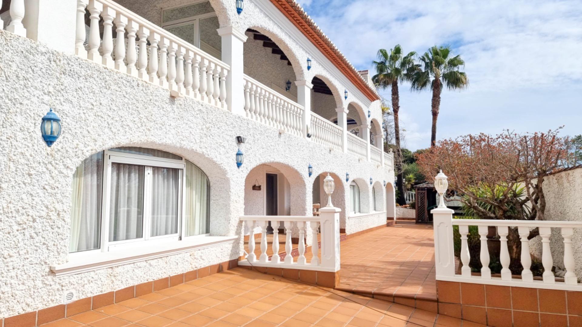 Luxe villa voor een groot gezin in Moraira
