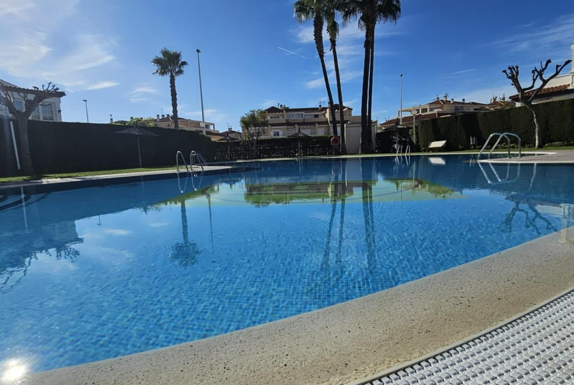 ORIHUELA COSTA EXCLUSIVA: ZENIAMAR 3, 4 HABS AMPLIO JARDIN PISCINA COM 320.000 EUROS!