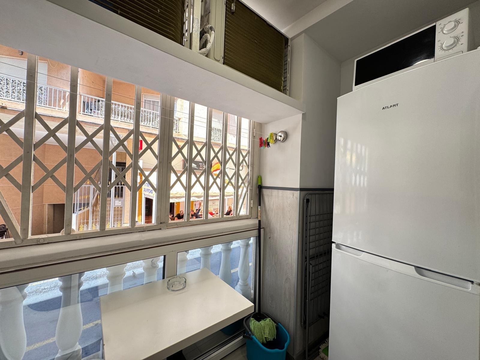 2 BAÑOS. 65 M2. SECADO POR DOS ESTUDIOS PARA ALQUILAR