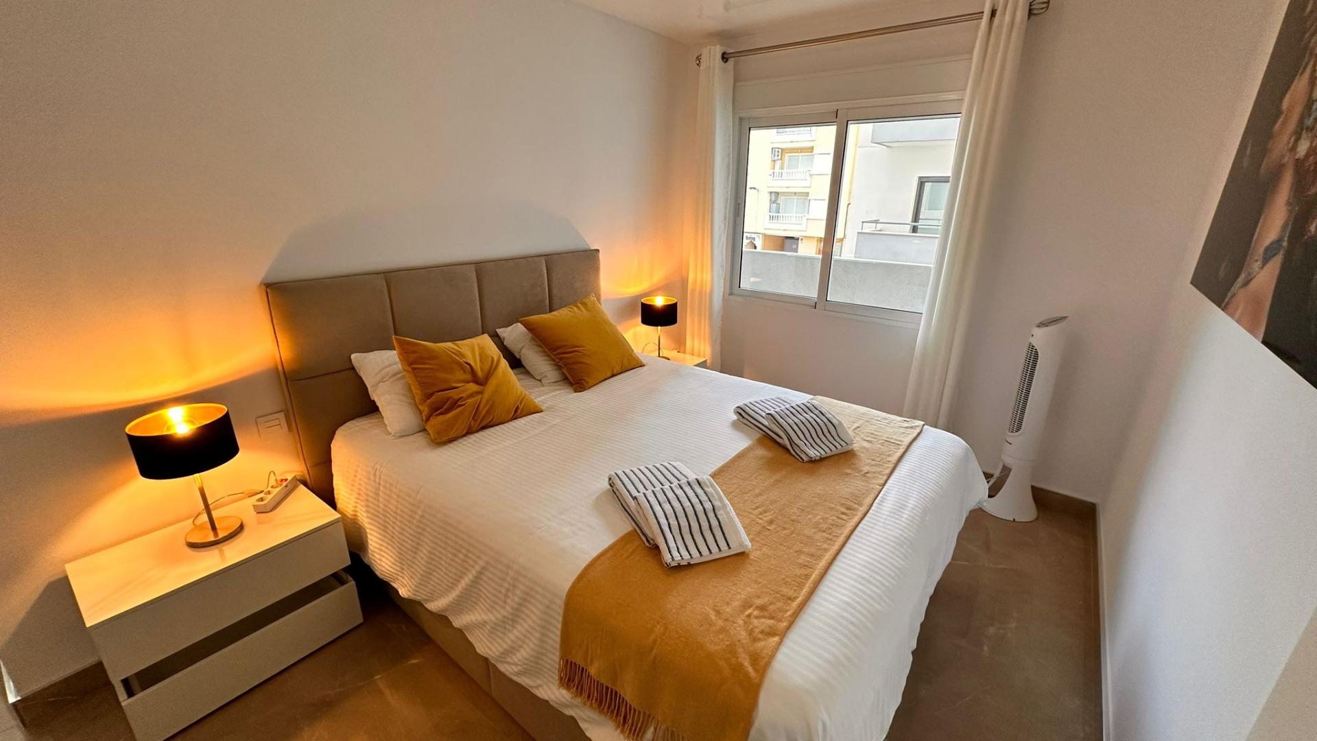 Apartamento reformado en Torrevieja conlicencia turistica