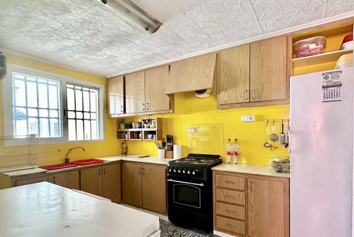 LOVELY  VILLA IN ALFAS DEL PI