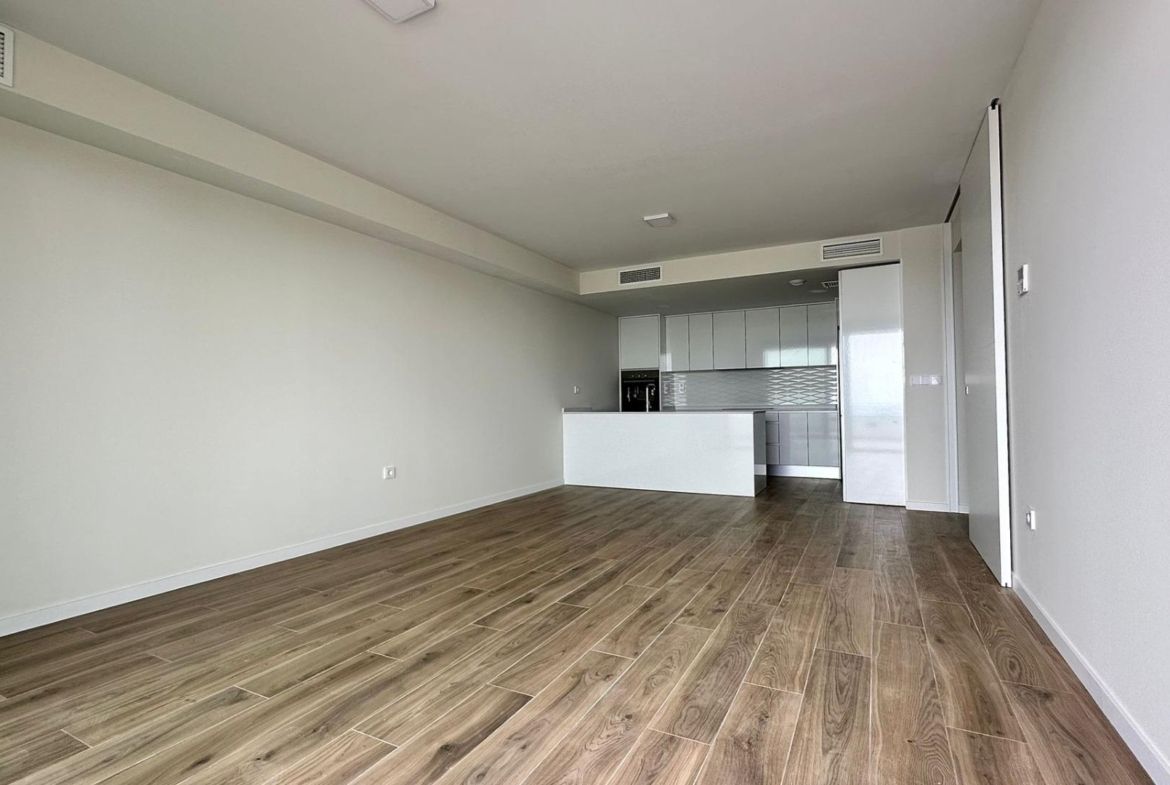 NIEUWE APPARTEMENT MET ZEEZICHTEN