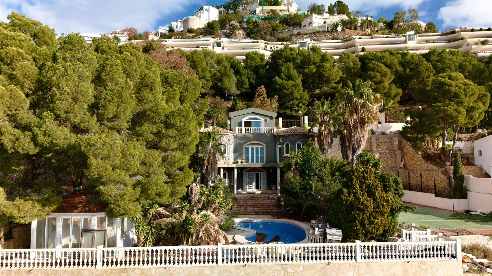 3-28-31 Mediterranean Luxury in Altea Hills: Exclusive Property with Spectacular Views and Unique Spaces
