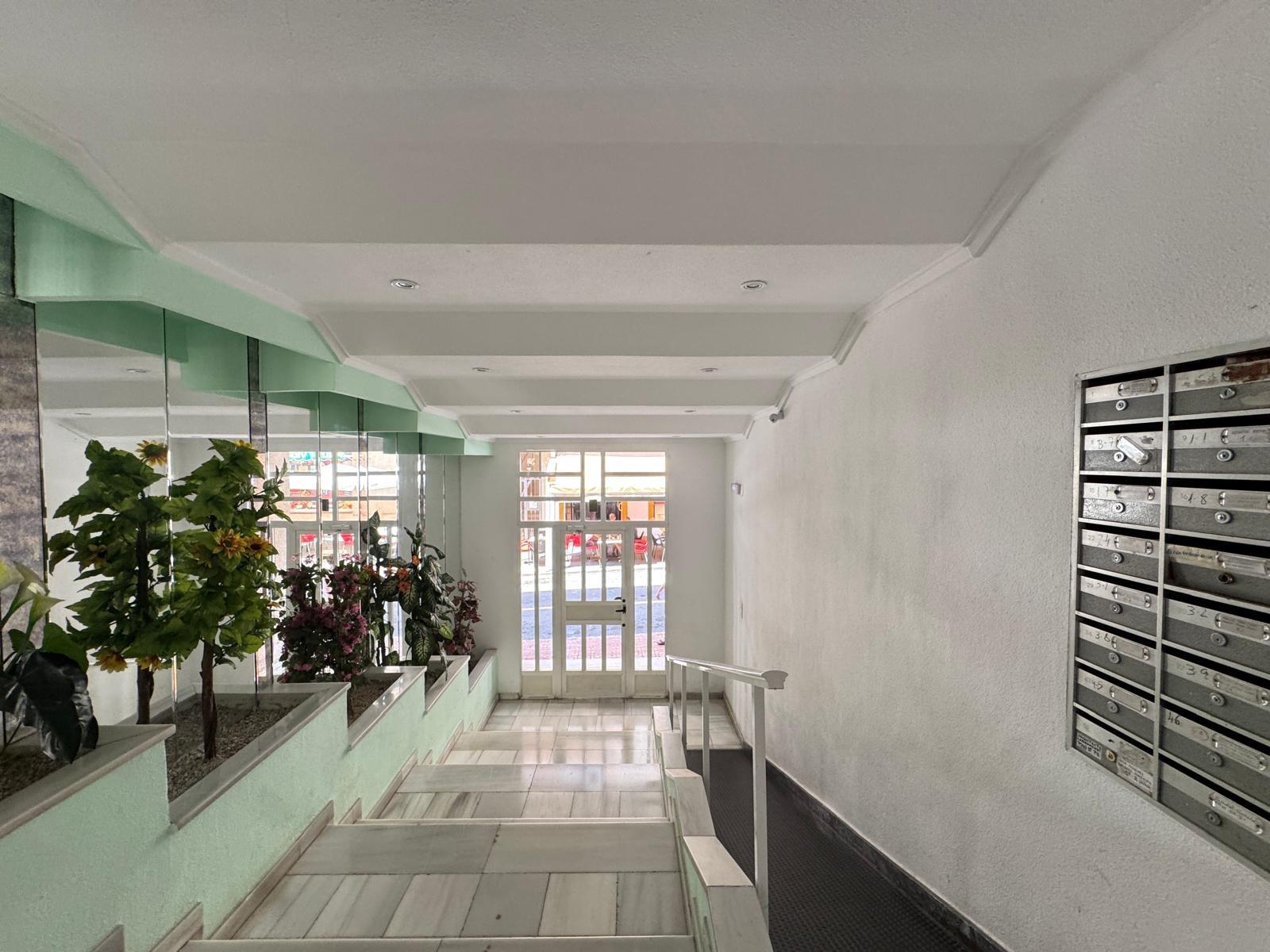 2 BAÑOS. 65 M2. SECADO POR DOS ESTUDIOS PARA ALQUILAR