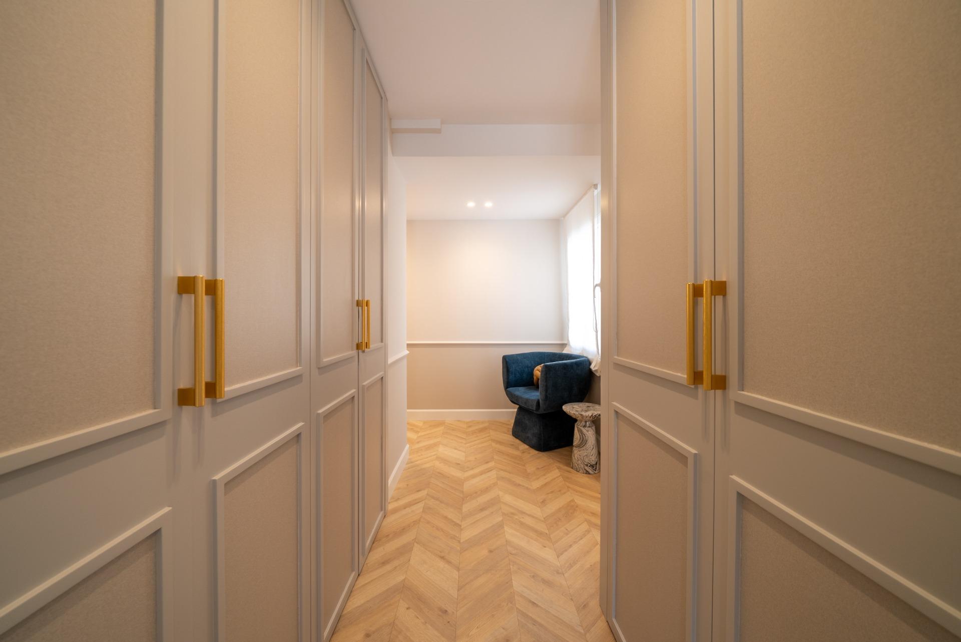 LUXURY HOUSING IN GOYA WITH PARKING SPACE