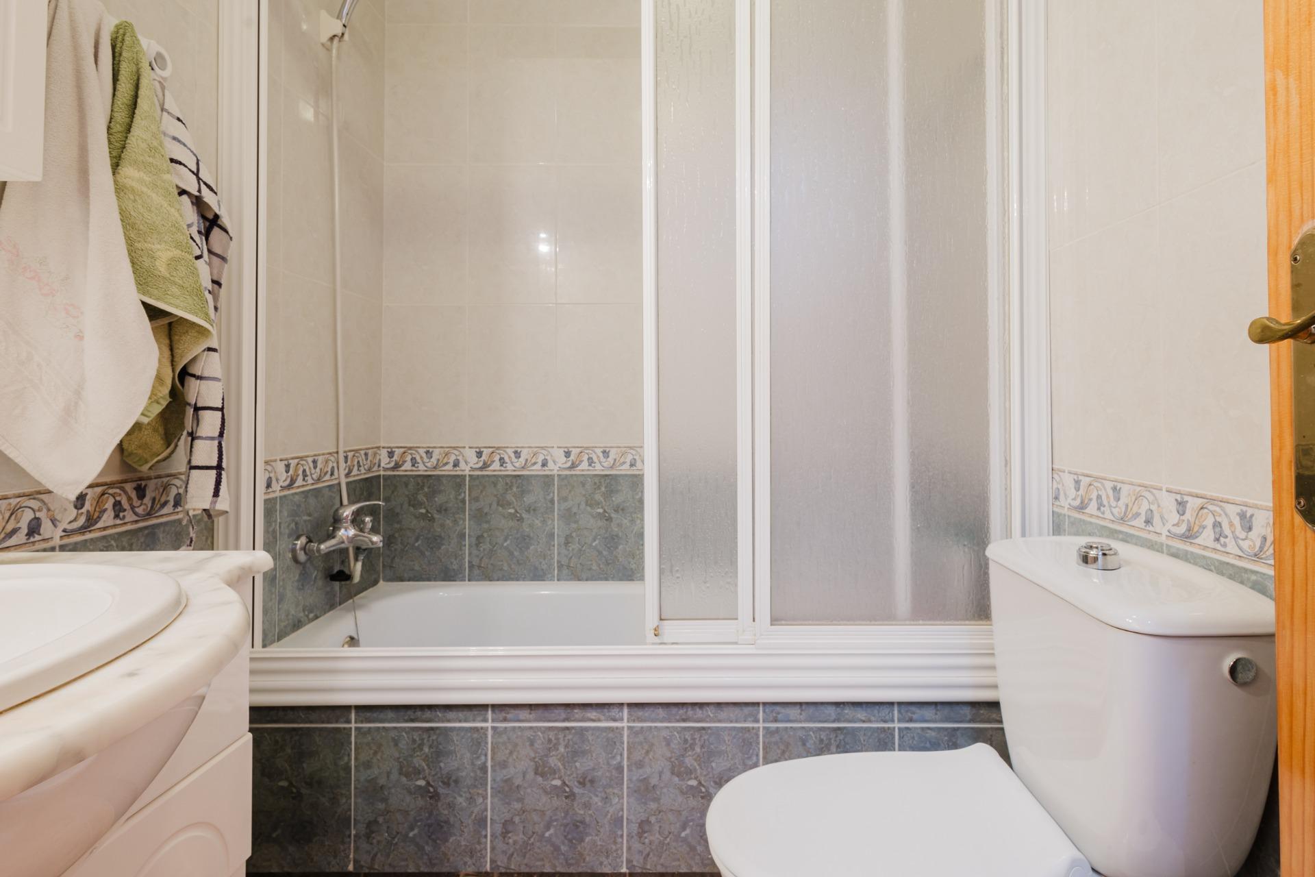 ESPACIOSA VIVIENDA DE 3 AMPLIAS HABITACIONES