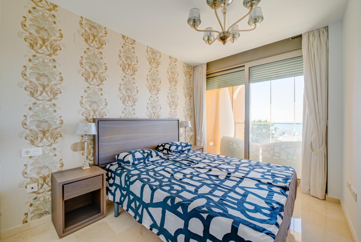 Magnificent apartment with stunning sea views