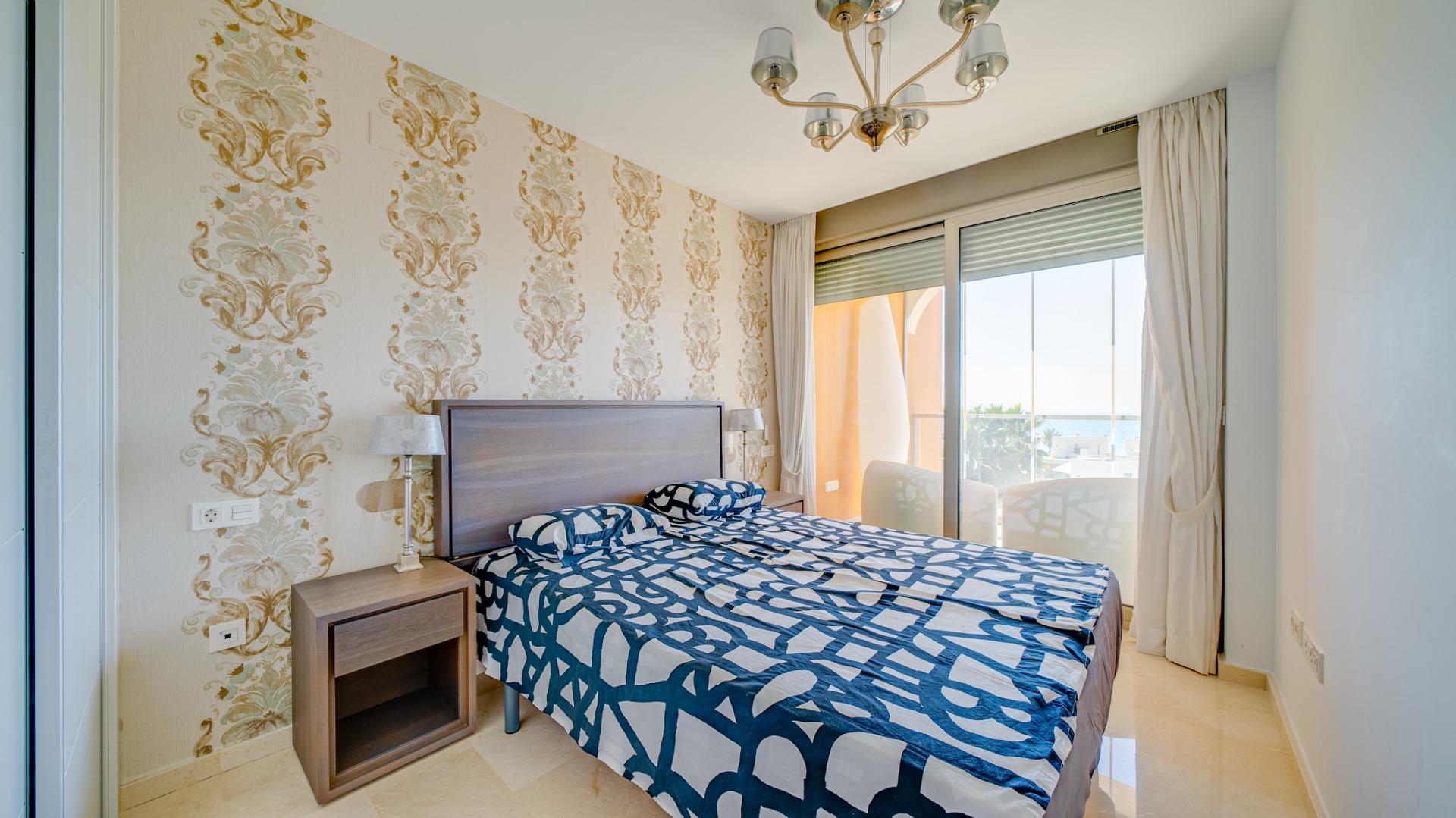 Magnificent apartment with stunning sea views
