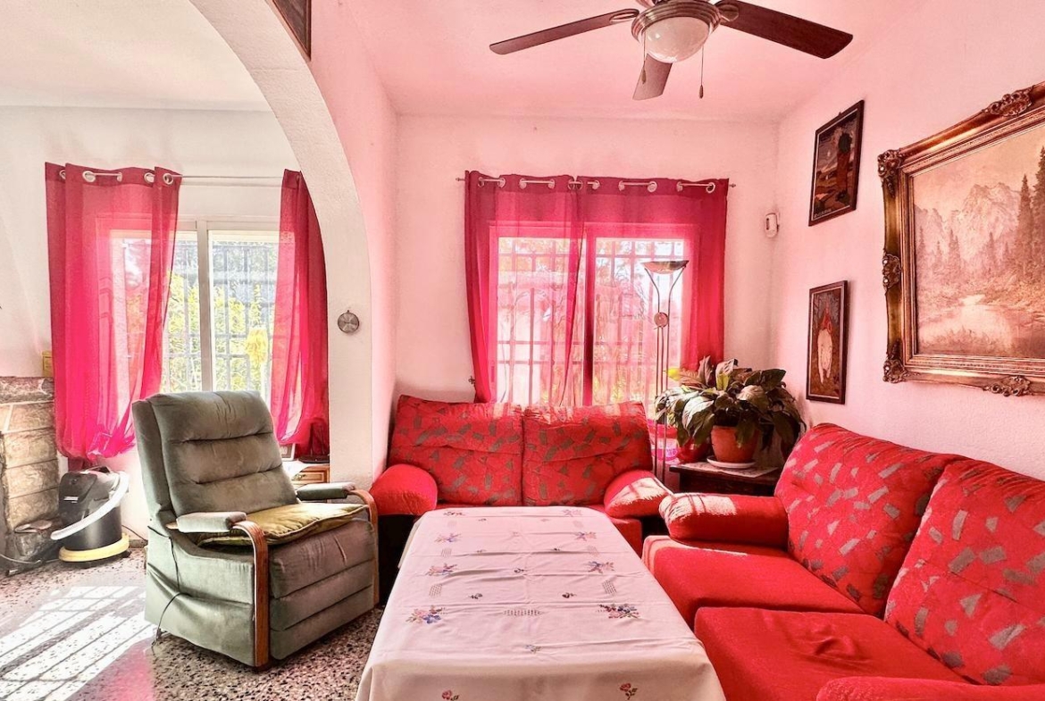 LOVELY  VILLA IN ALFAS DEL PI