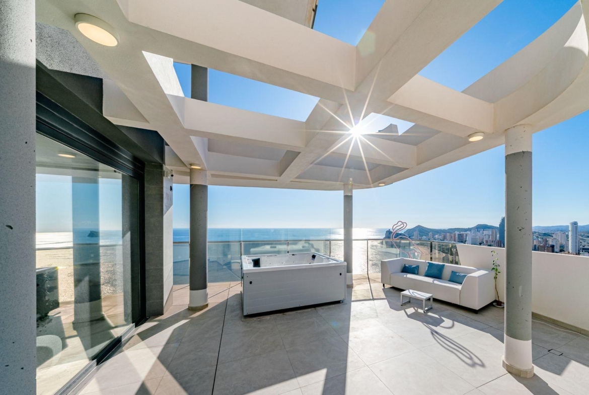 Premium Apartment at Sunset Cliffs – 29th Floor