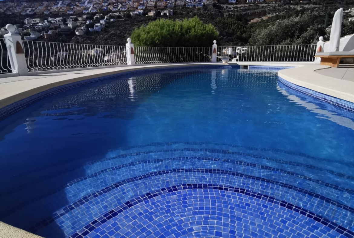 Villa with Sea Views in Cumbre del Sol 🏡🌊