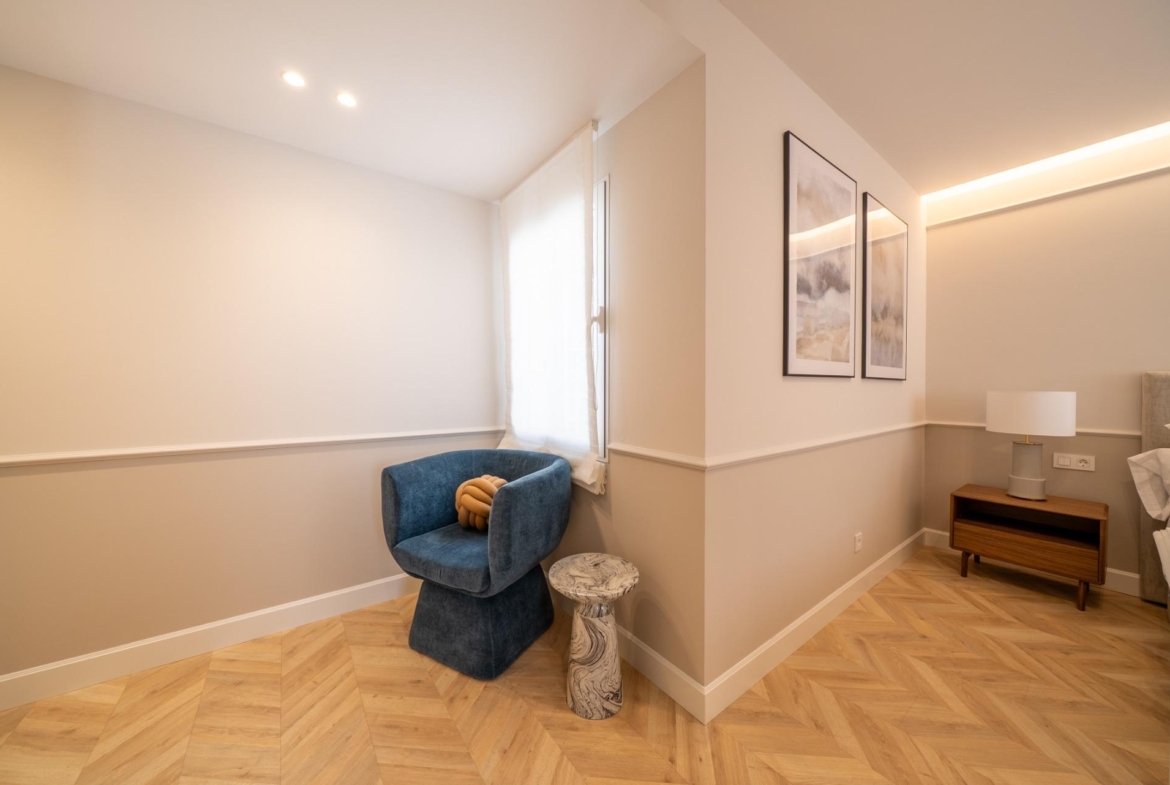 LUXURY HOUSING IN GOYA WITH PARKING SPACE