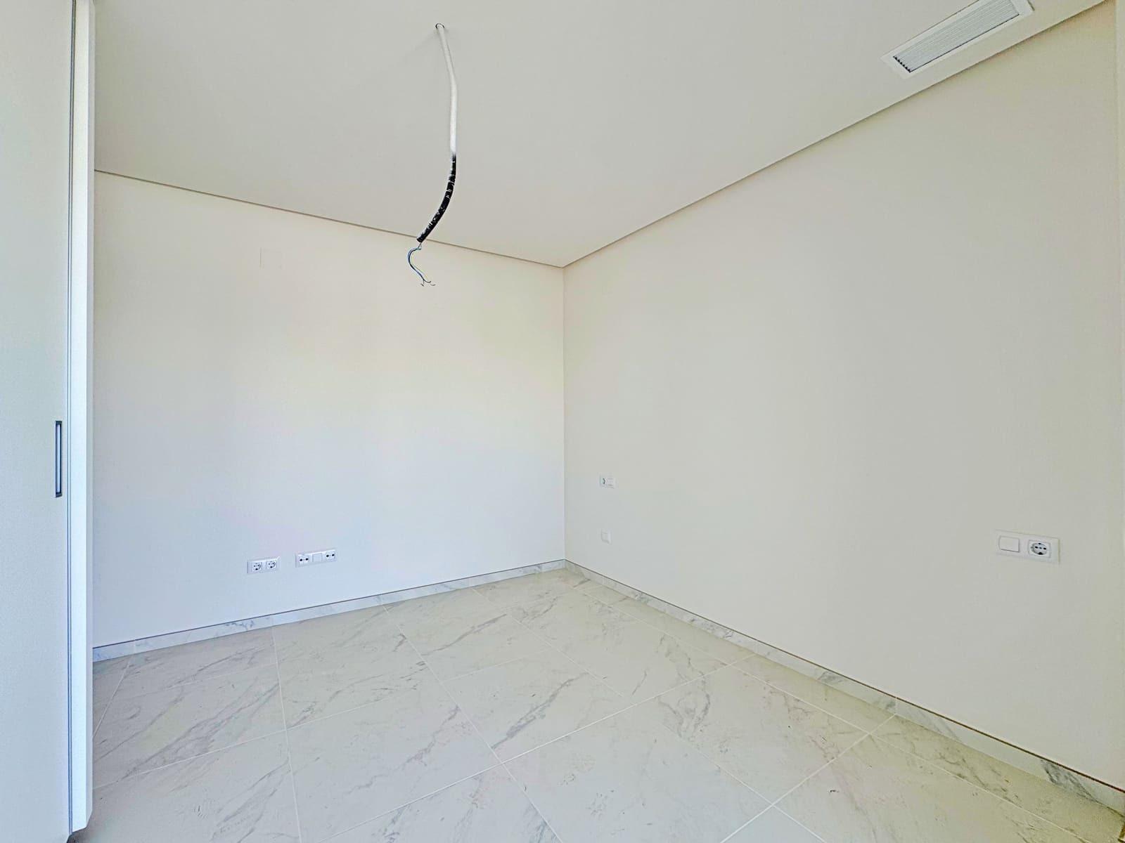 3-29-61 APARTAMENTO EN RESIDENCIAL GREEN HILS DE 2 DORM. 2 BAÑOS. PARKING INCLUIDO. PISCINA. GYM. SUPERFICIE 93 M2.