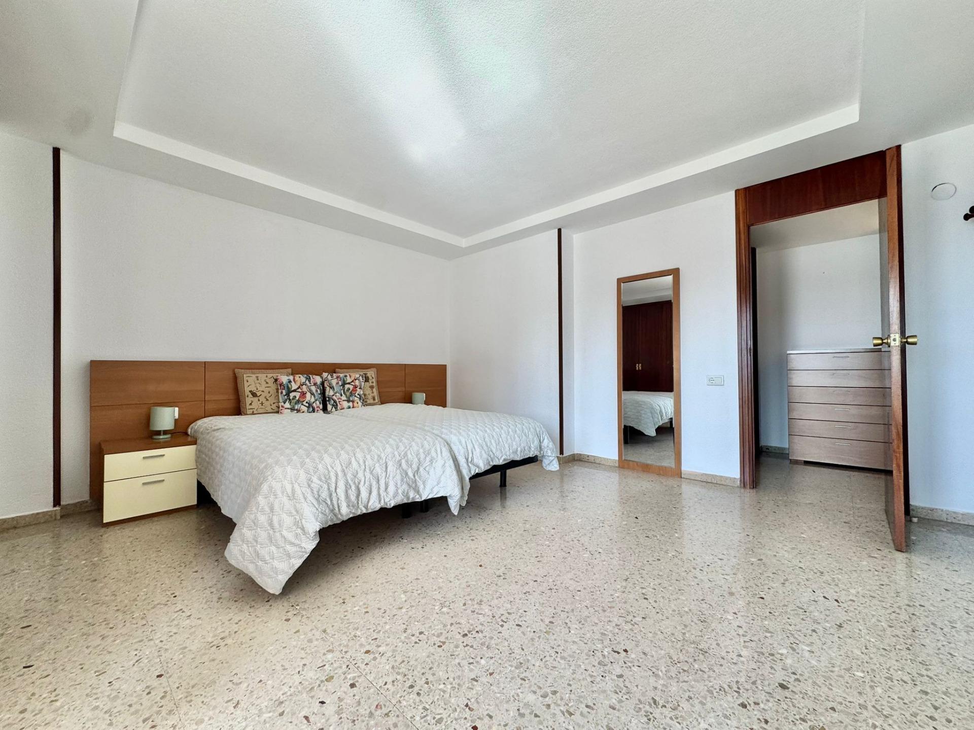 Apartamento con IMPRESIONANTES vistas al mar, Edif. Coblanca 8, playa Levante, Benidorm