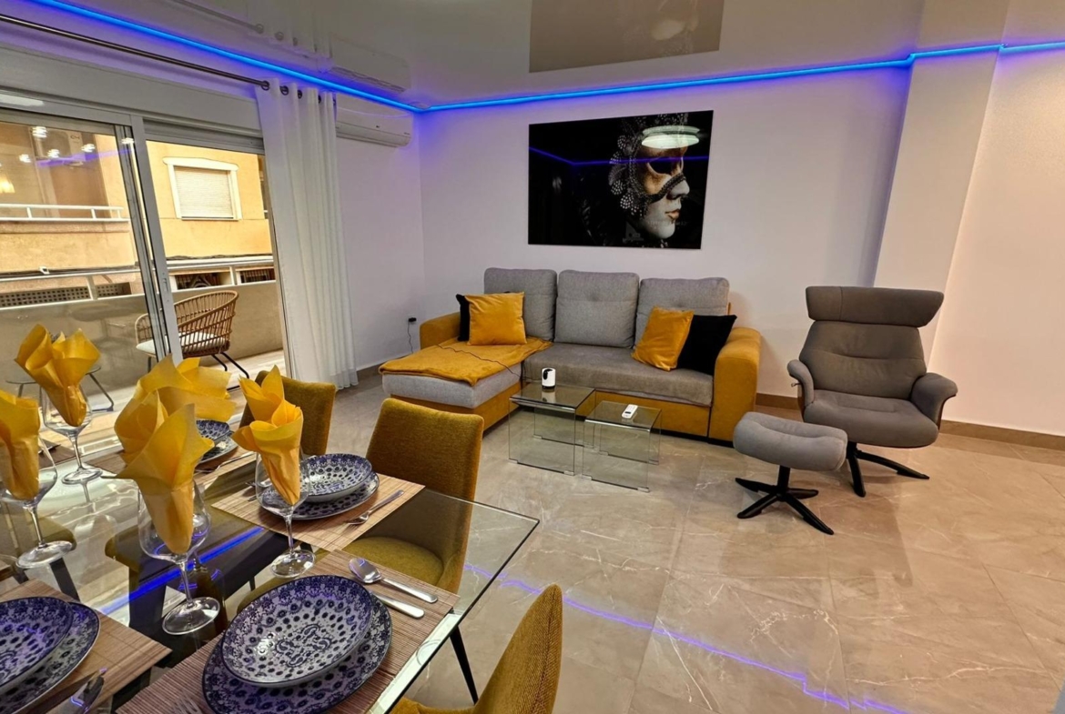 Apartamento reformado en Torrevieja conlicencia turistica
