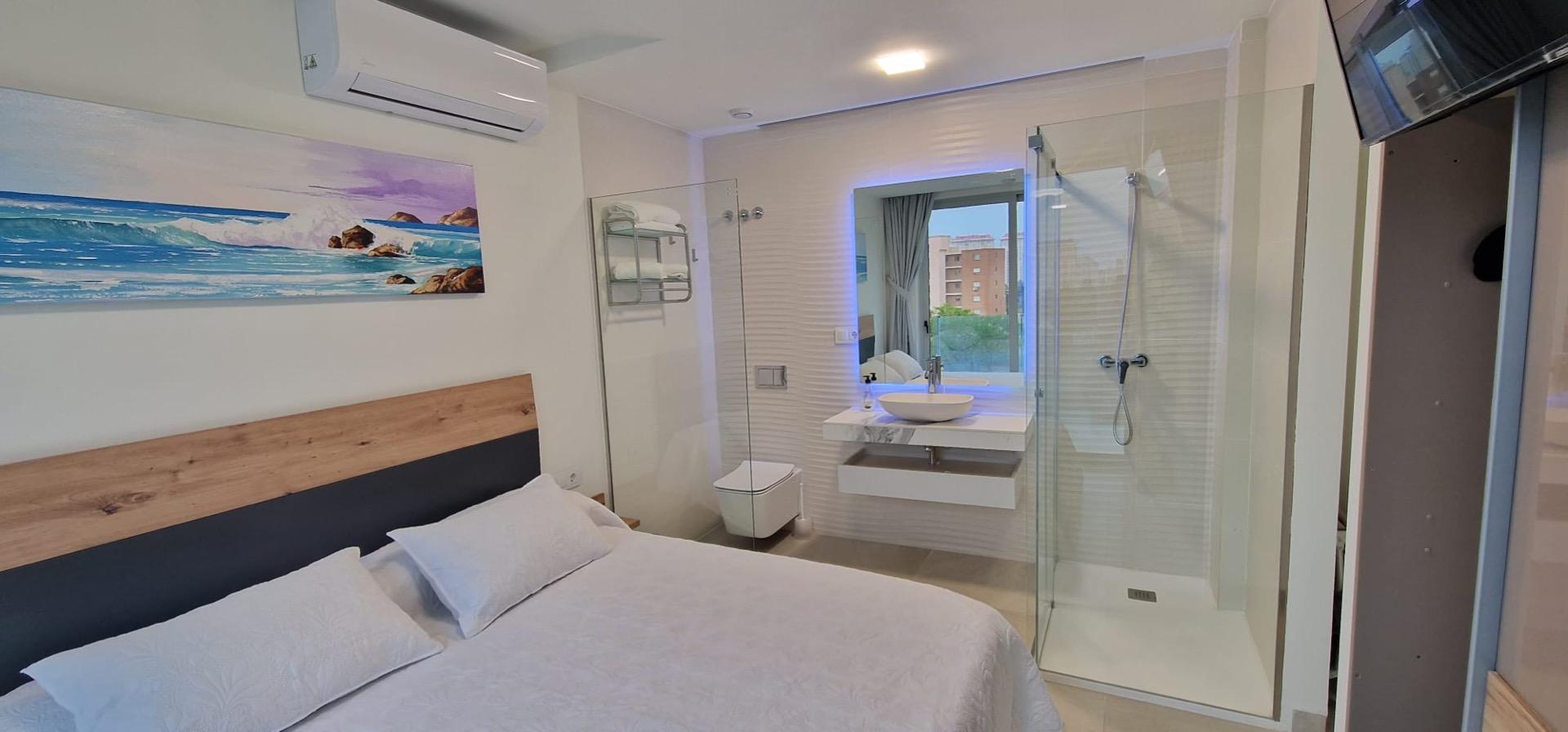 NEW FURNISHED APARTMENTS WITH TOURIST LICENSE IN LA CALA, BENIDORM