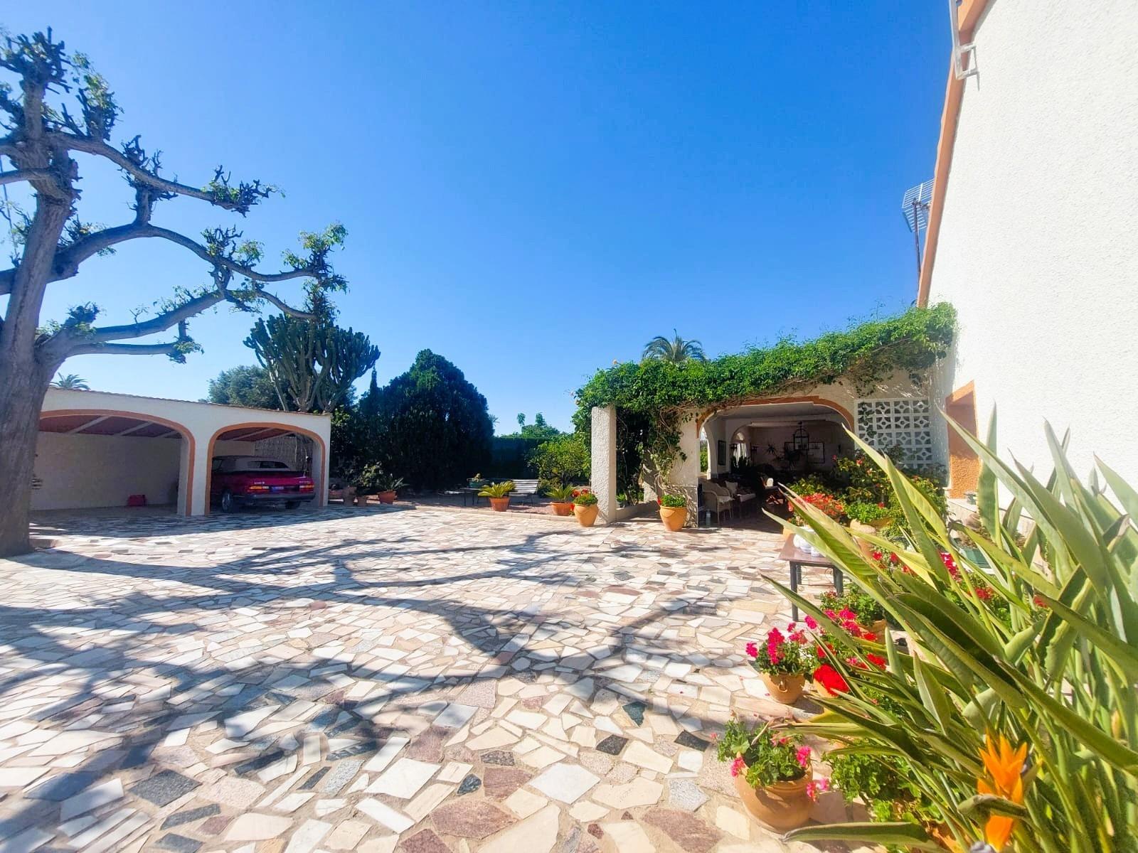 3-3-155 Charming mediterranean villa