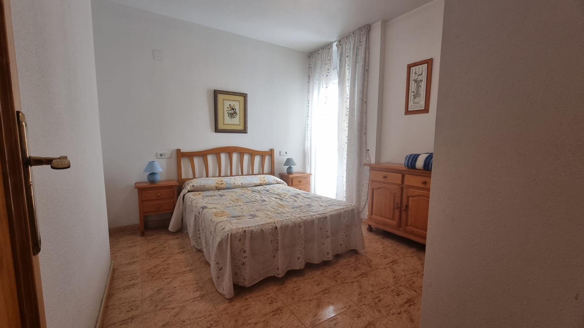 3-3-156 Apartamento semi-nuevo en la zona mas demandada de Torrevieja !