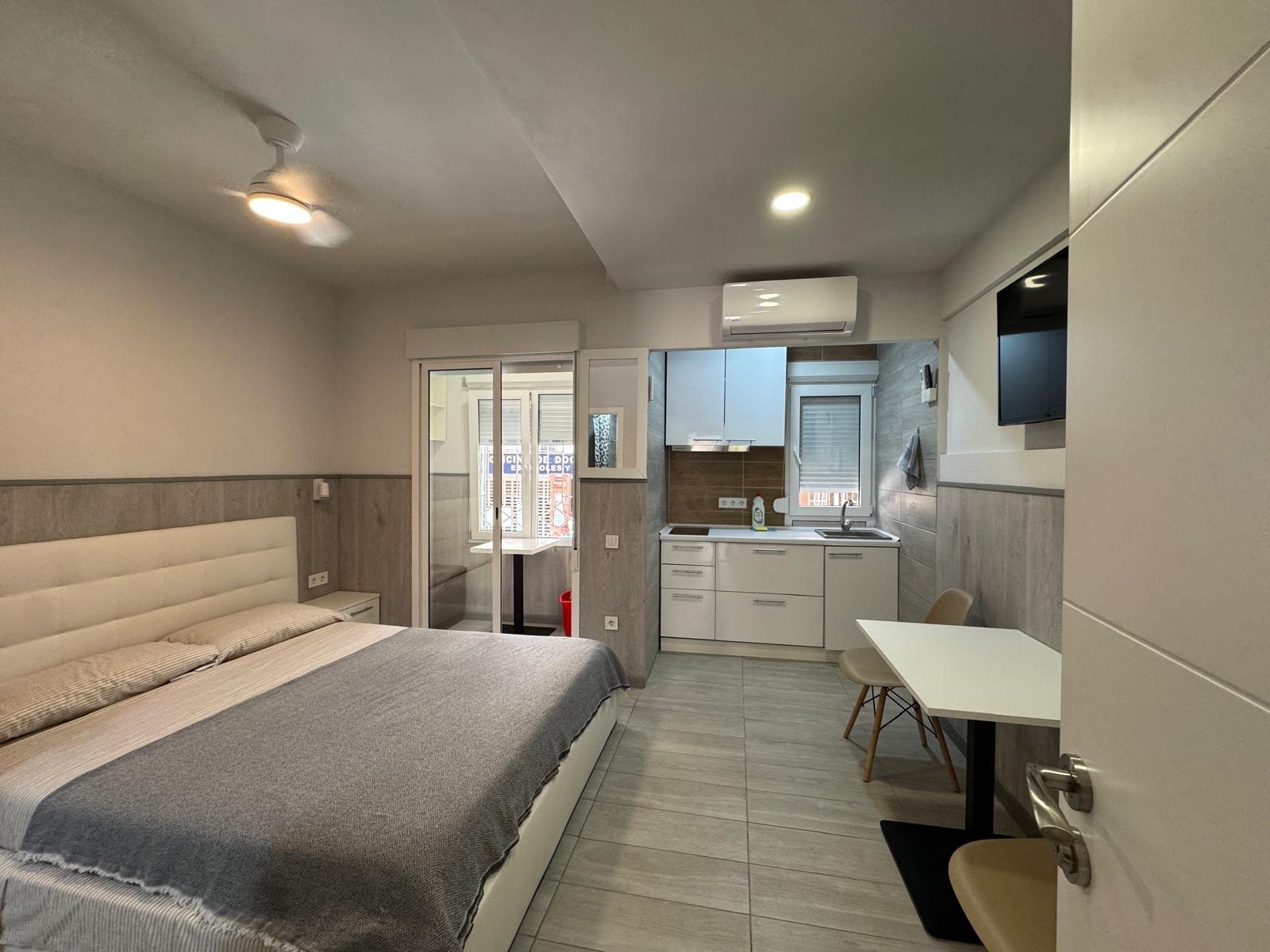 2 BAÑOS. 65 M2. SECADO POR DOS ESTUDIOS PARA ALQUILAR