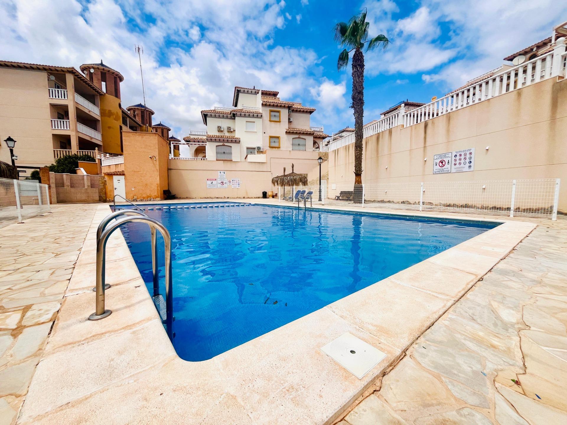 3-3-175 Live the Mediterranean lifestyle in Orihuela Costa!