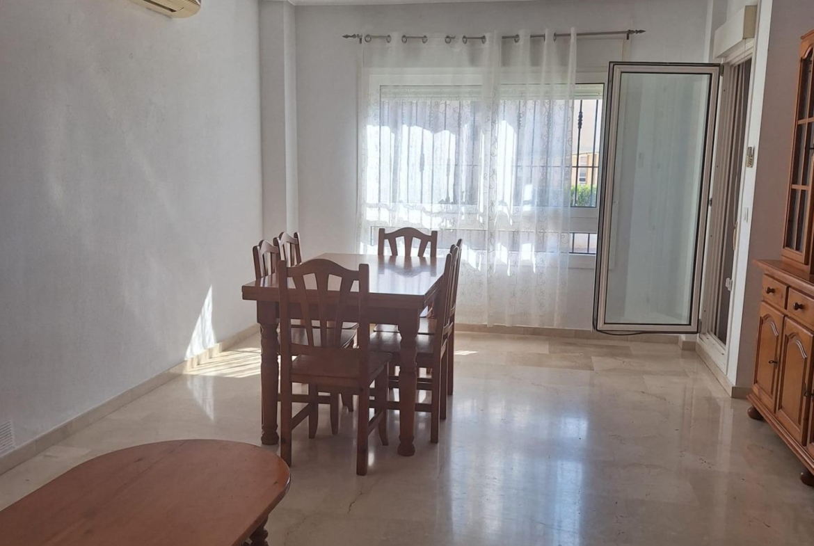 Apartamento en la prestigiosa urbanización Jumilla 3