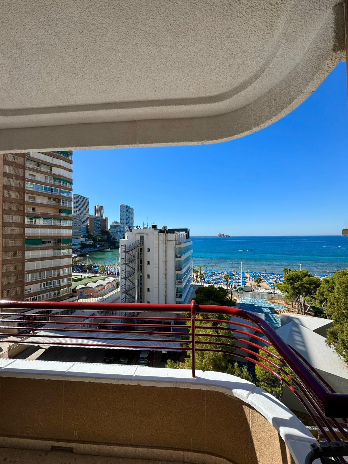 Apartamento con IMPRESIONANTES vistas al mar, Edif. Coblanca 8, playa Levante, Benidorm