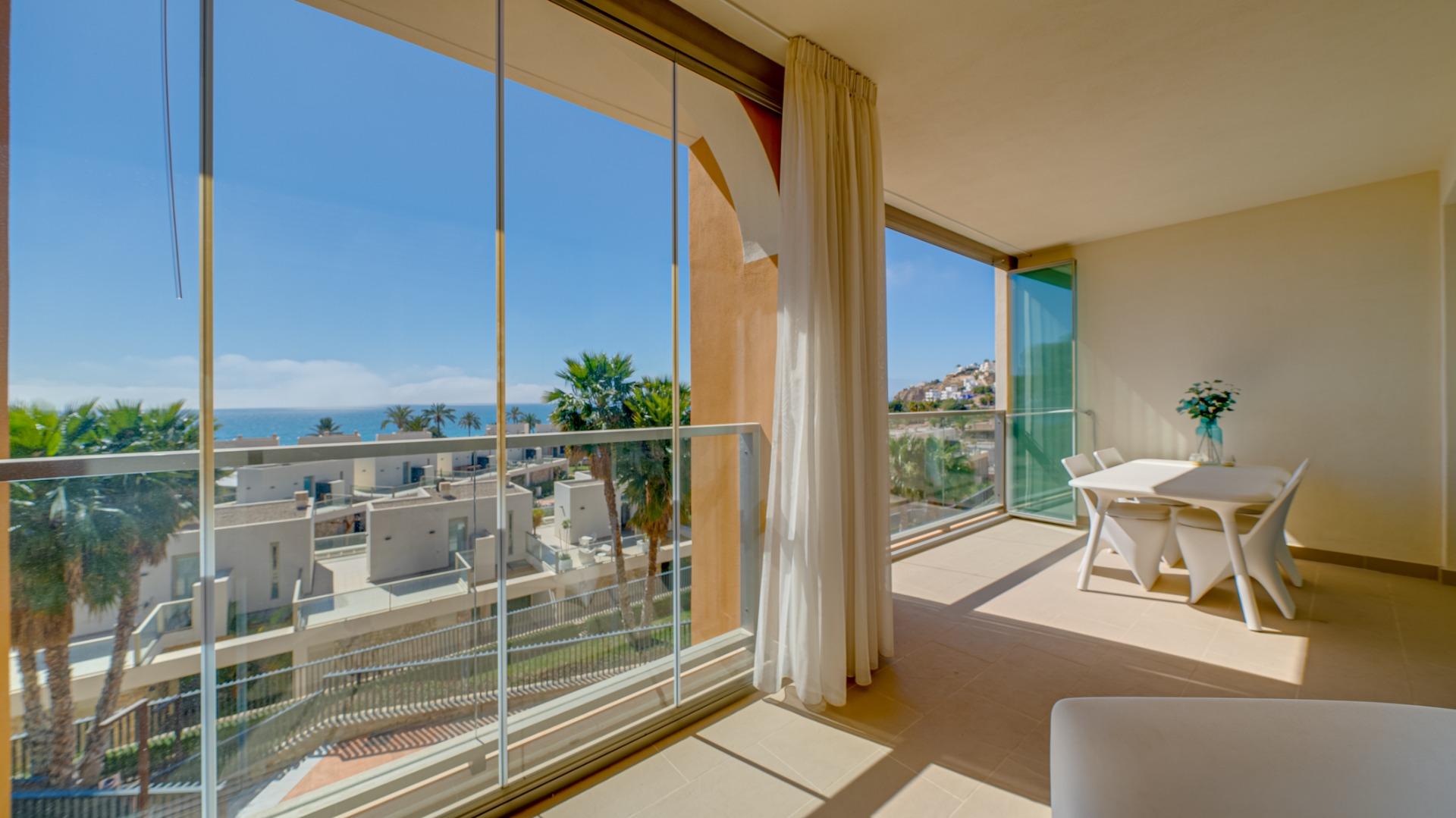 Magnificent apartment with stunning sea views
