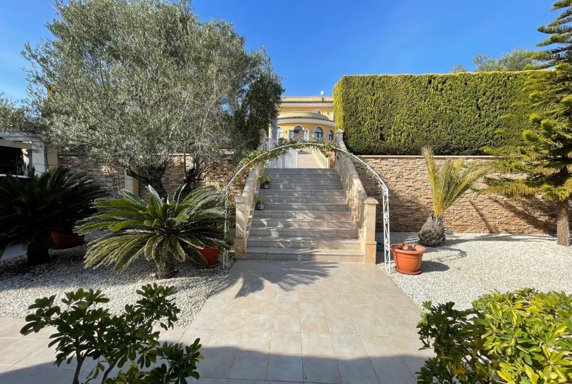 Wonderful detached villa in Ciudad Quesada