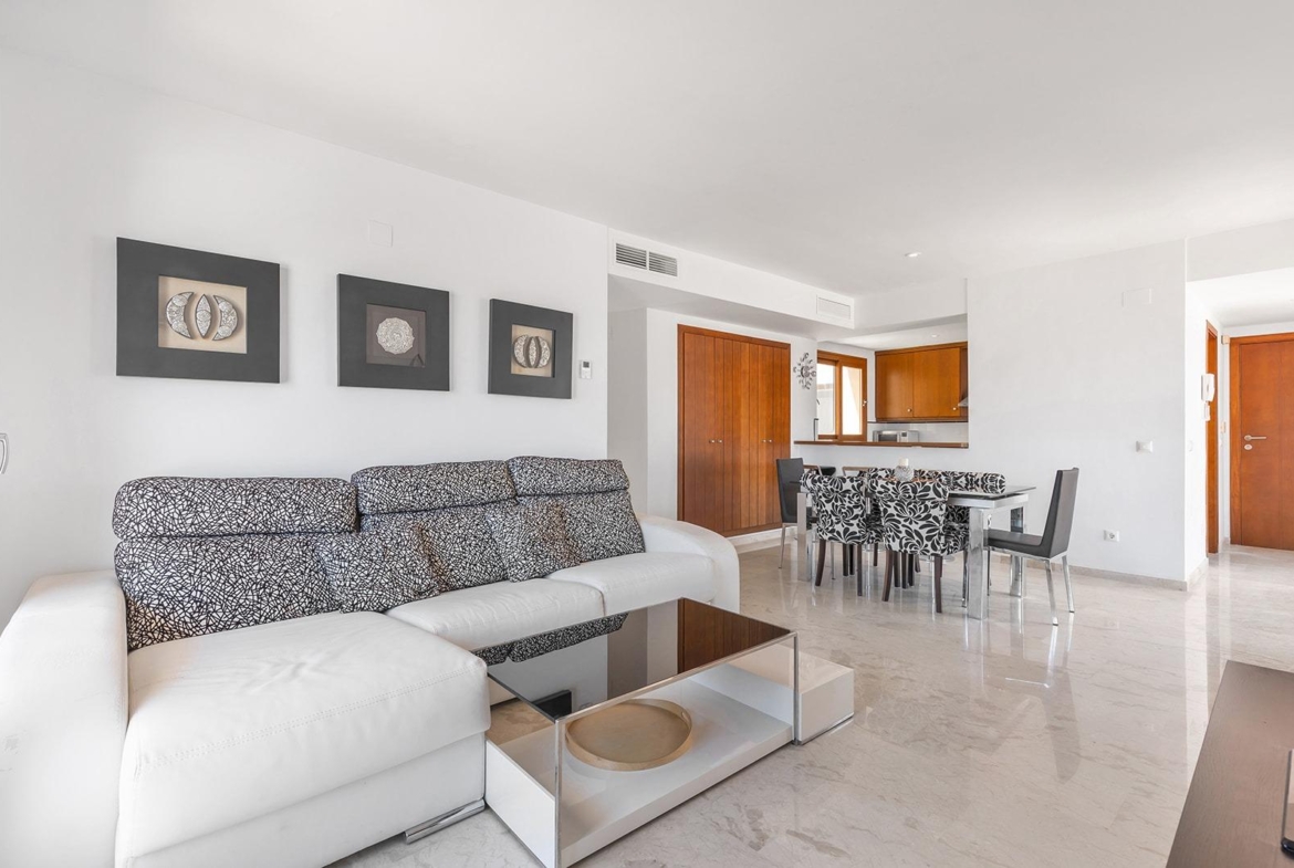 “LA RECOLETA” ATICO CON TRES TERRAZAS. GARAJE+TRASTERO. 2 DORM. 2 BAÑOS. 201 M2. PISCINAS.