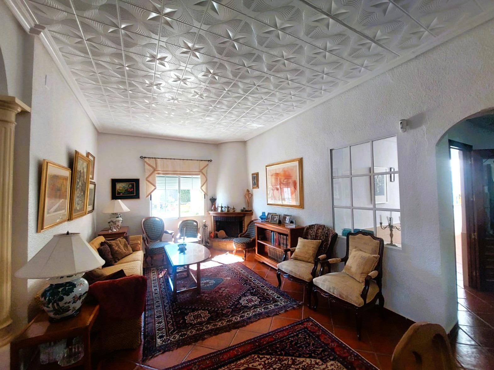 3-30-40 Charming mediterranean villa