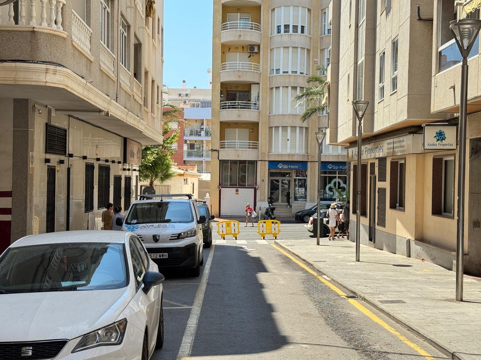 2 BAÑOS. 65 M2. SECADO POR DOS ESTUDIOS PARA ALQUILAR