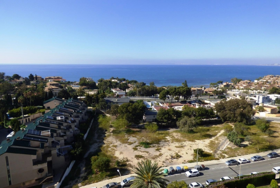 MAGNIFICO PISO CON VISTAS INCRÍBLES AL MAR EN CABO DE LAS HUERTAS!