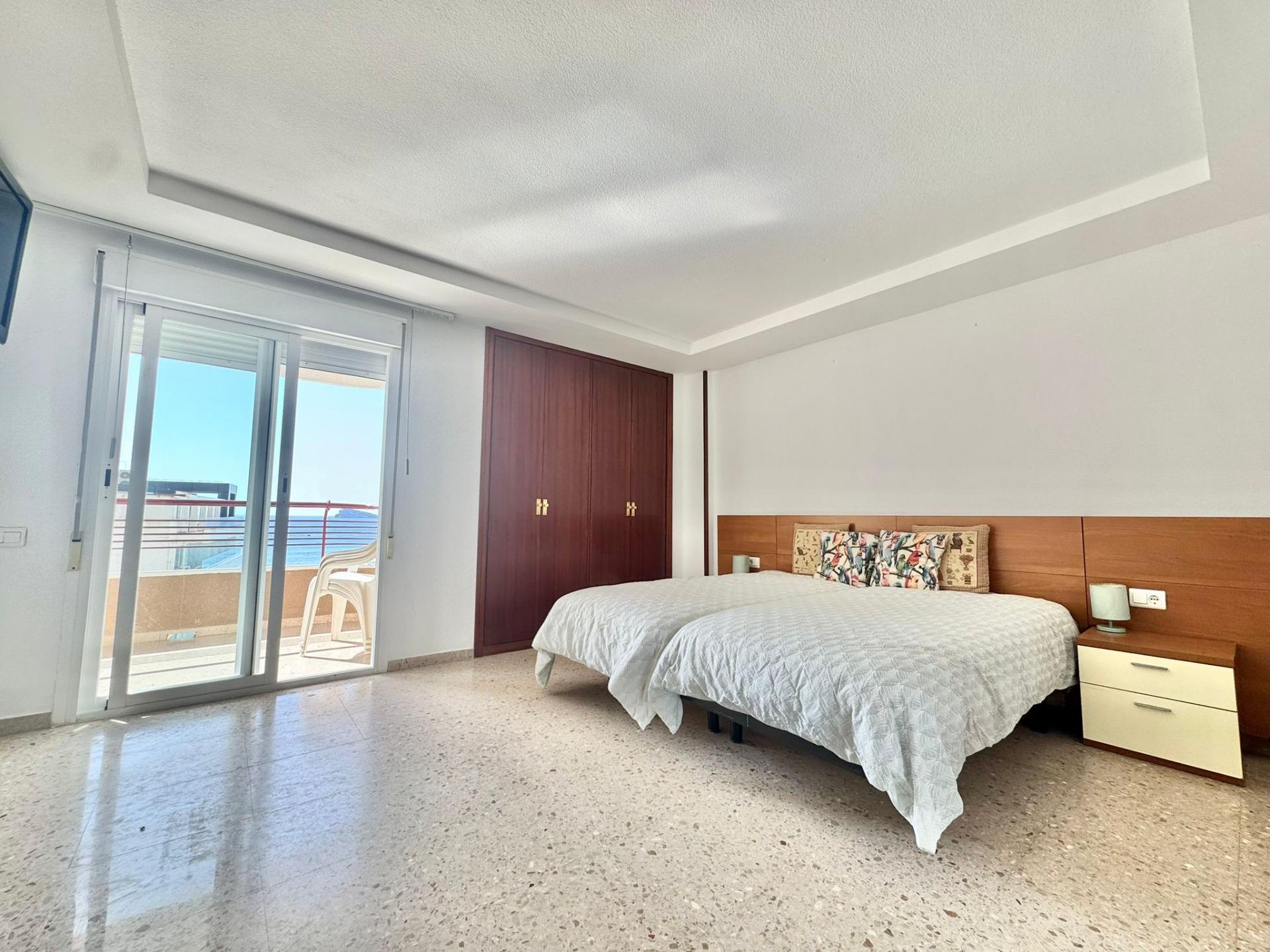Apartamento con IMPRESIONANTES vistas al mar, Edif. Coblanca 8, playa Levante, Benidorm