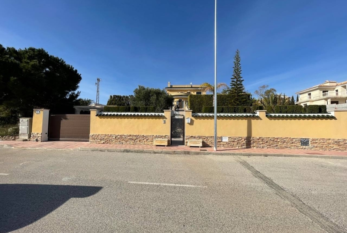 Wonderful detached villa in Ciudad Quesada
