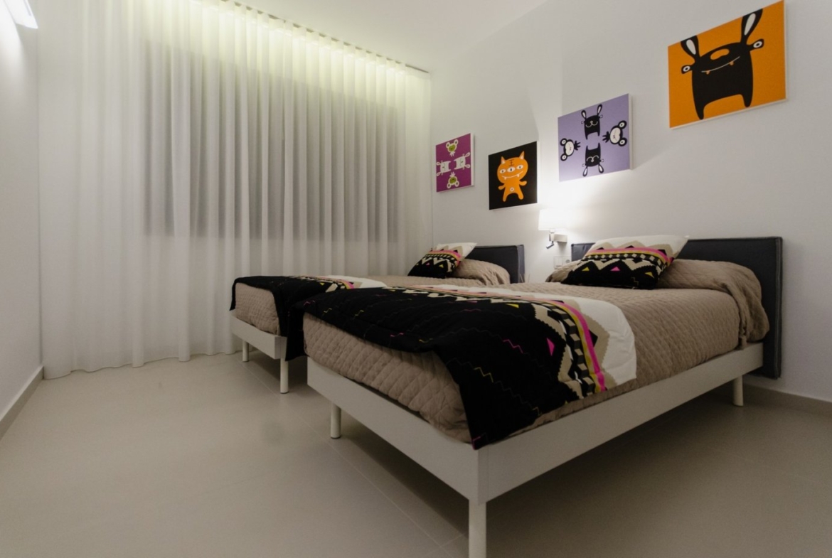 NEW CONSTRUCTION VILLAS 250 m FROM THE BEACH IN CAMPOAMOR