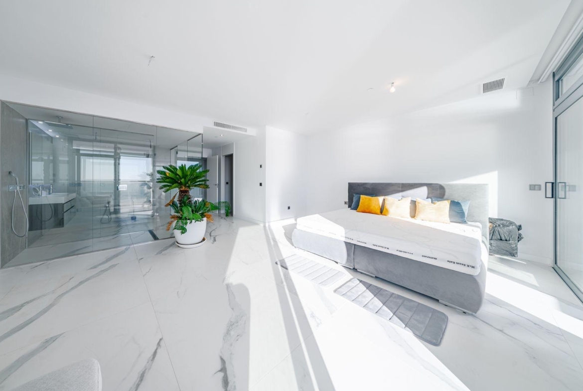 Premium Apartment at Sunset Cliffs – 29th Floor